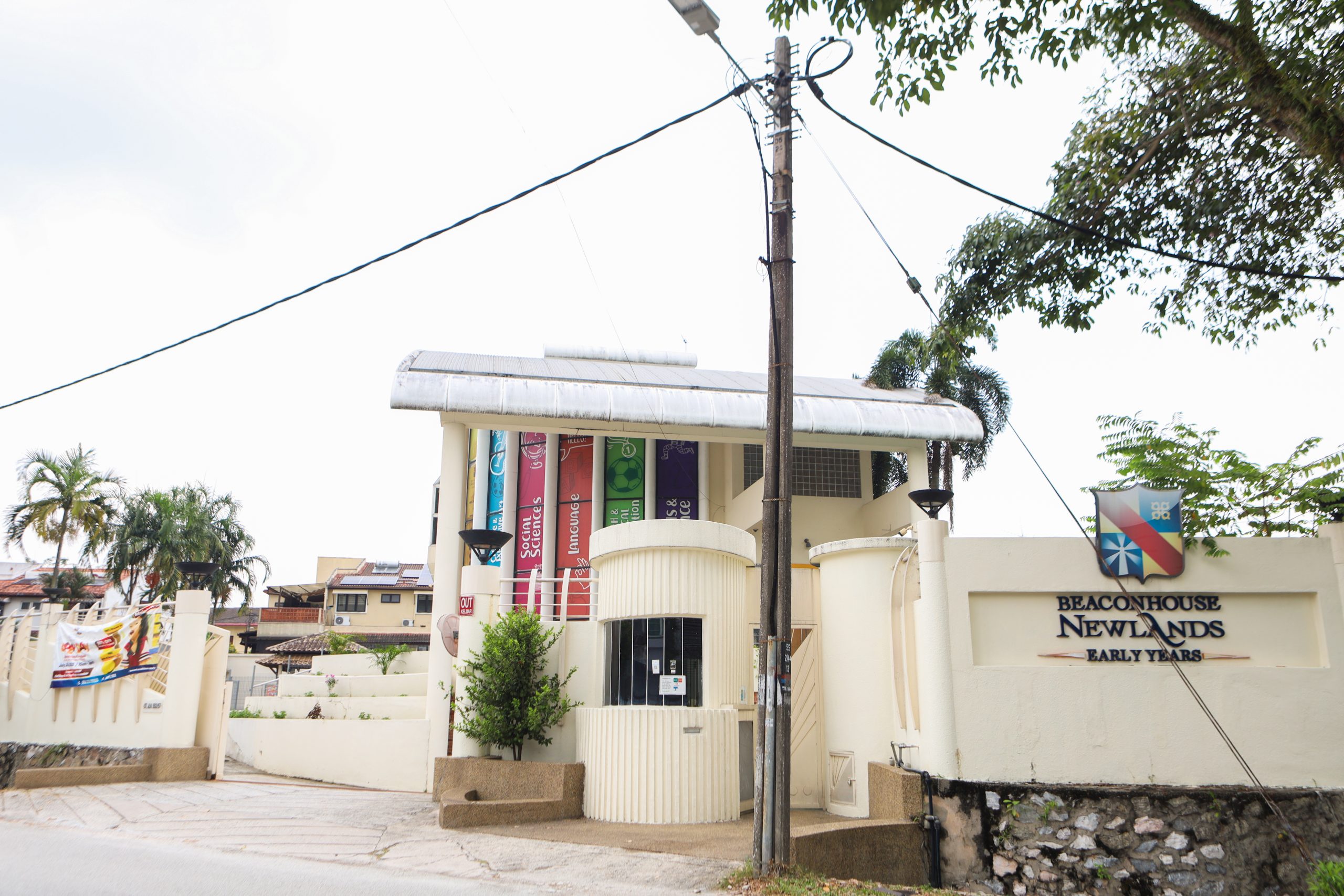 bney-ss2-building
